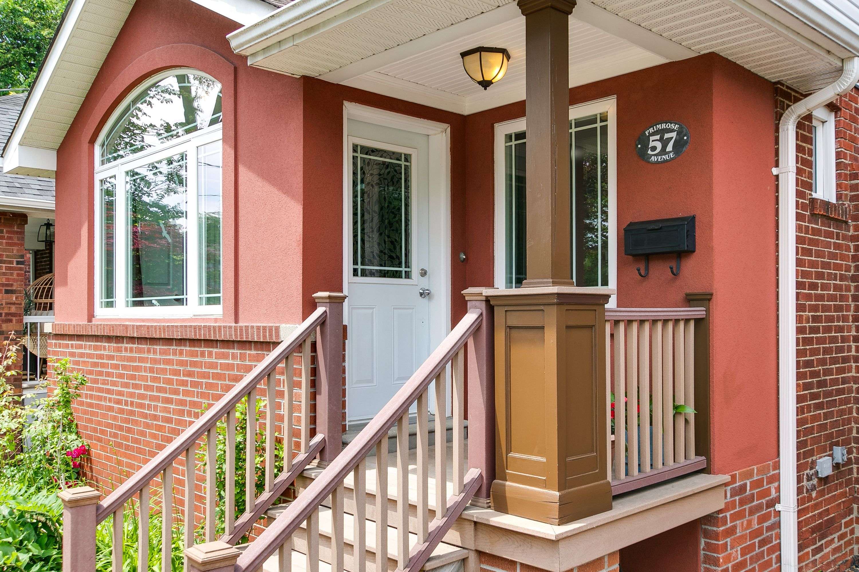 Toronto W06, ON M8V 1P7,57 Primrose AVE