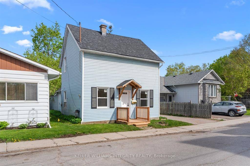 Arnprior, ON K7S 2J3,58 Russell ST N