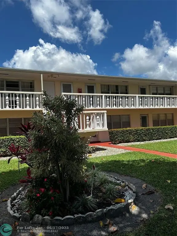 West Palm Beach, FL 33417,21 Berkshire A #21A