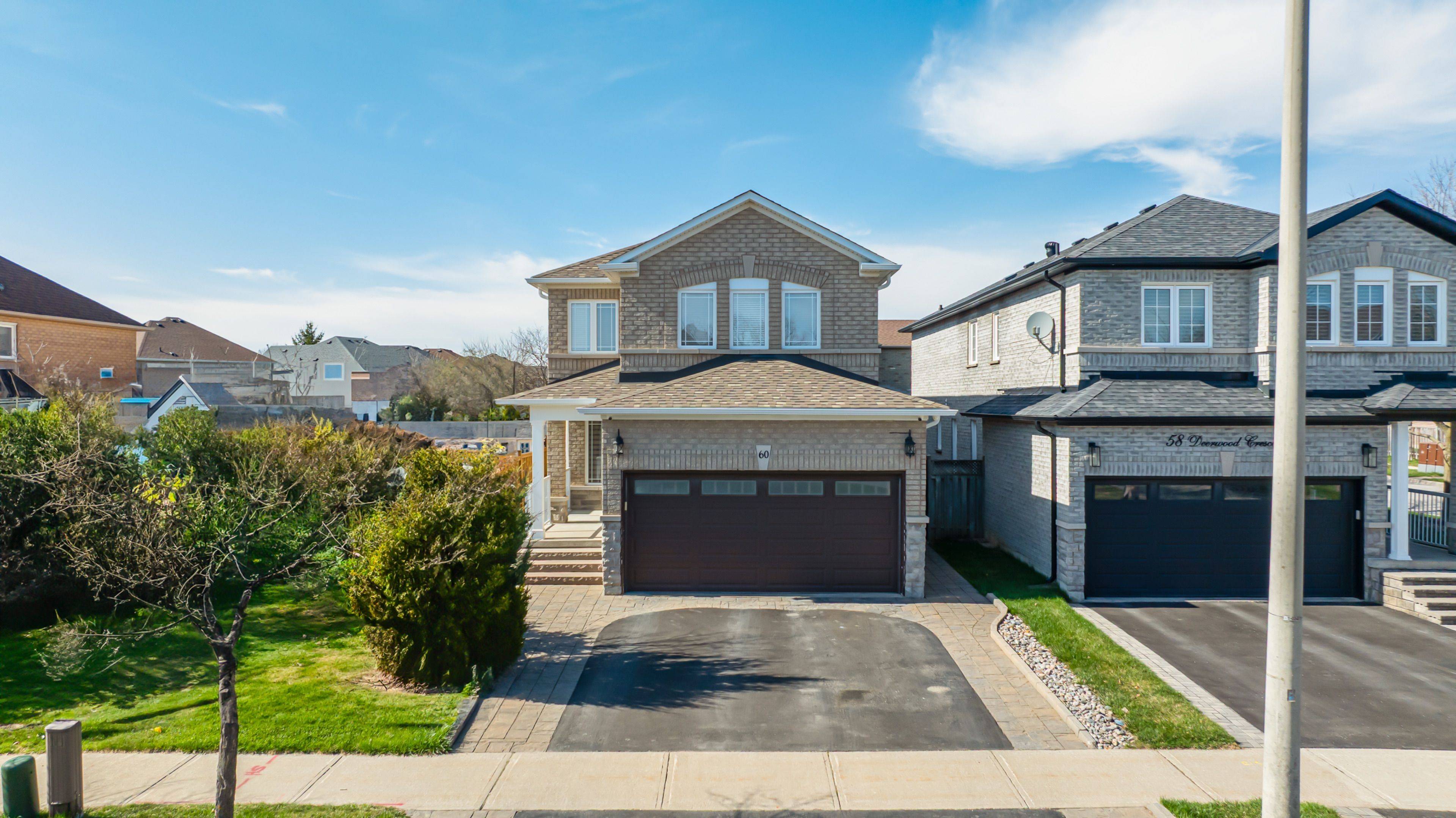 Richmond Hill, ON L4E 4B5,60 Deerwood CRES