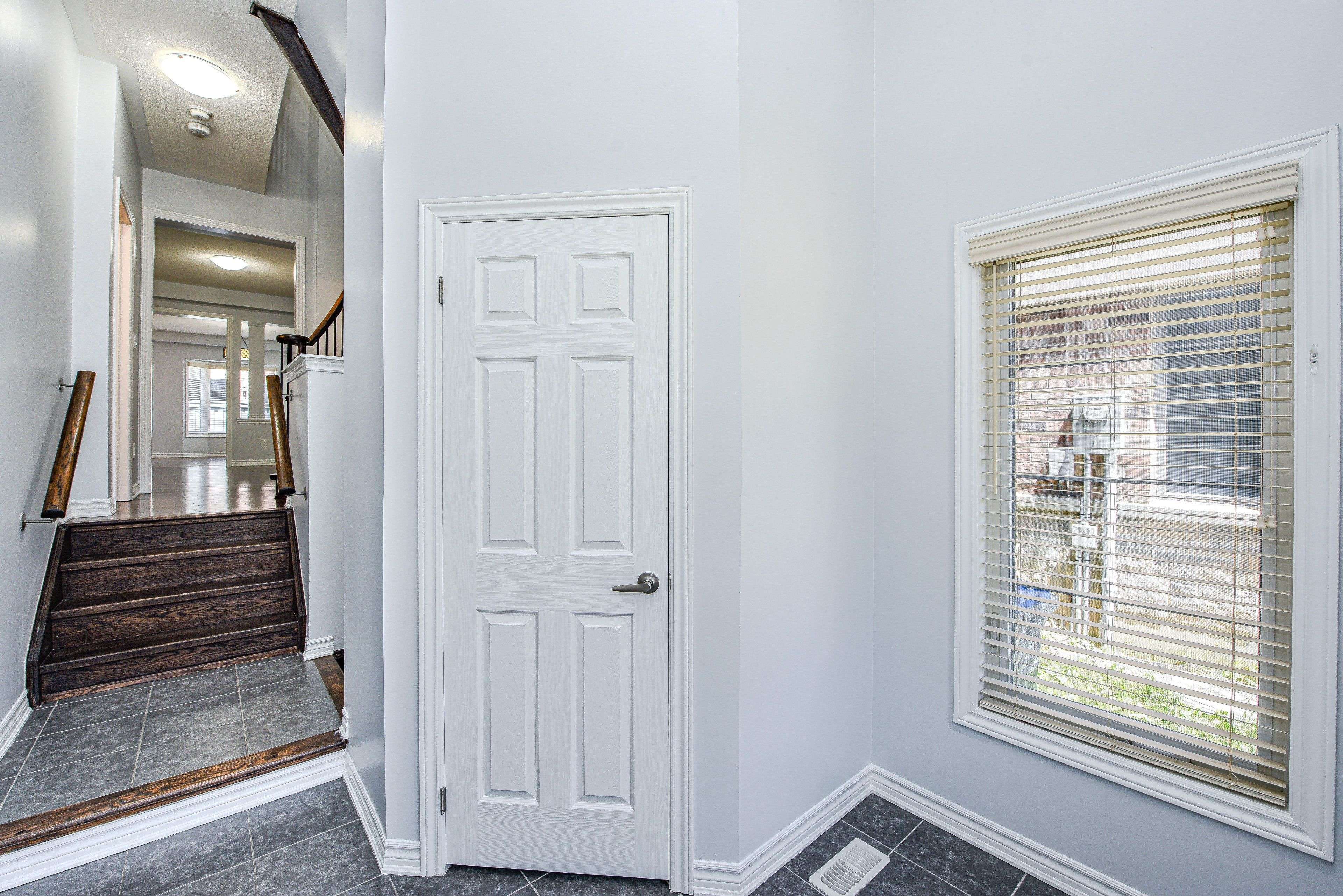 Brampton, ON L6Y 6B7,29 Gammon CRES S