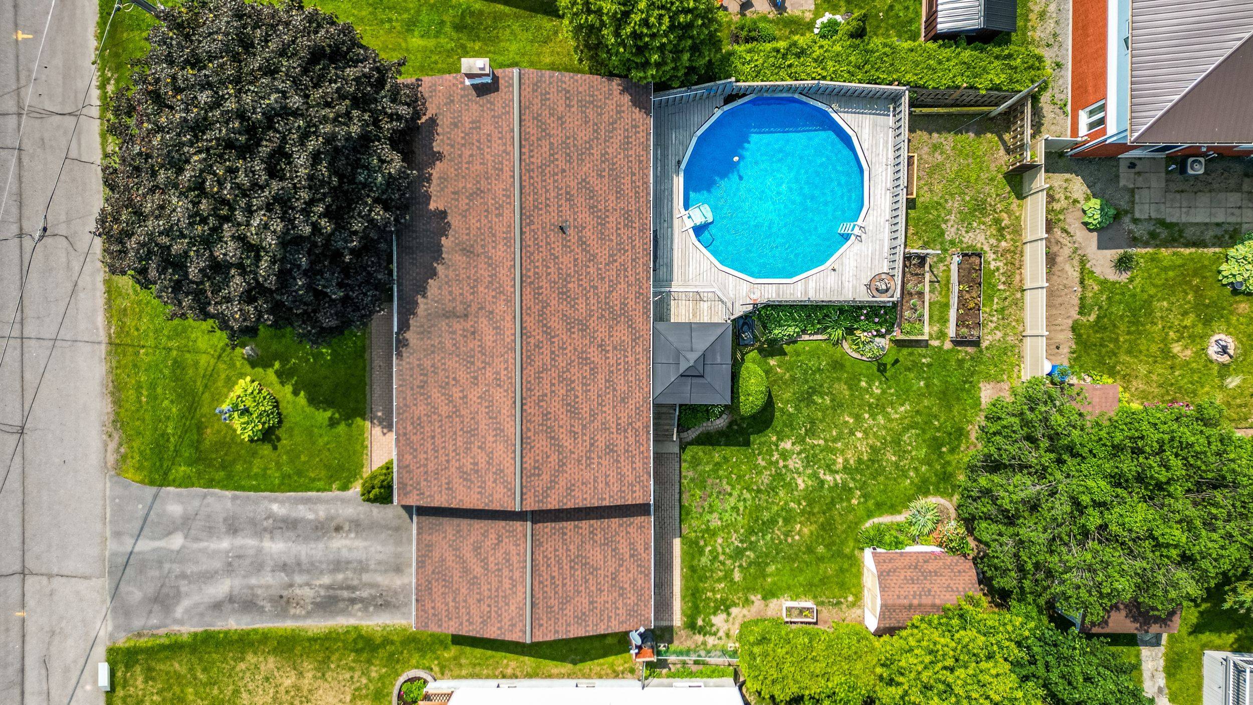 North Dundas, ON K0C 2K0,475 Bailey AVE