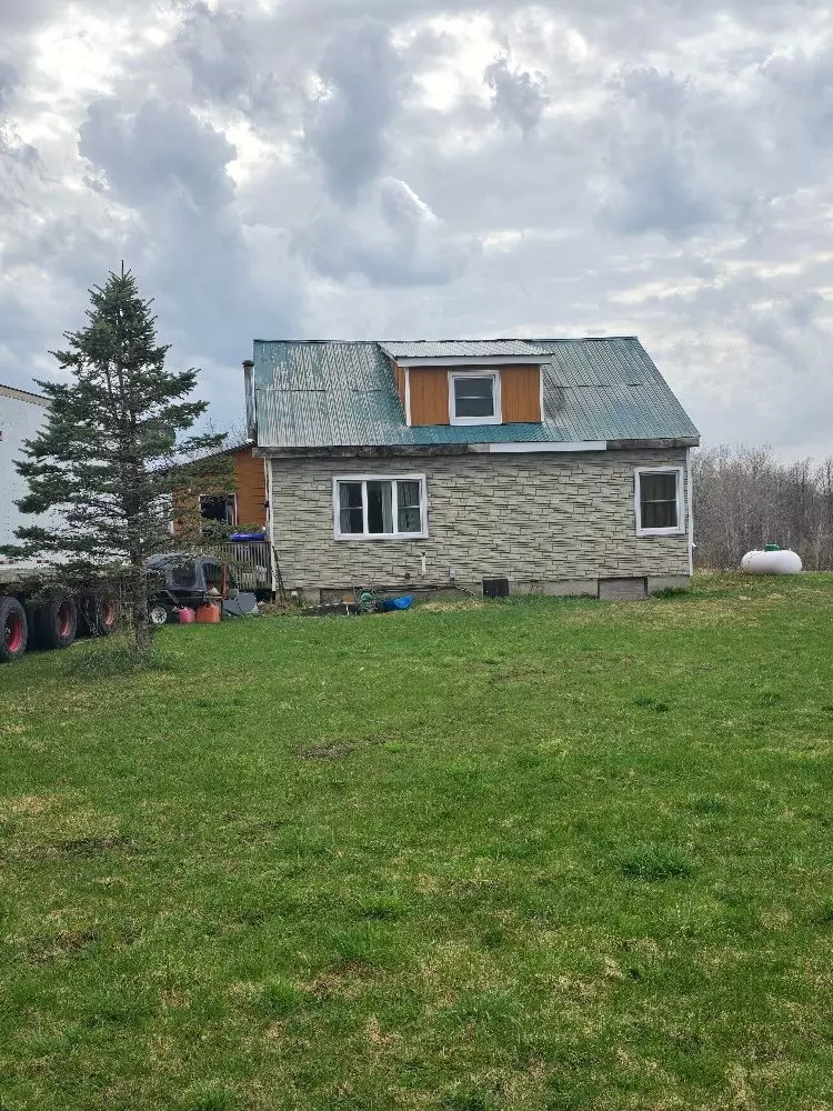 Severn, ON L3V 6H4,2438 Uhthoff Line