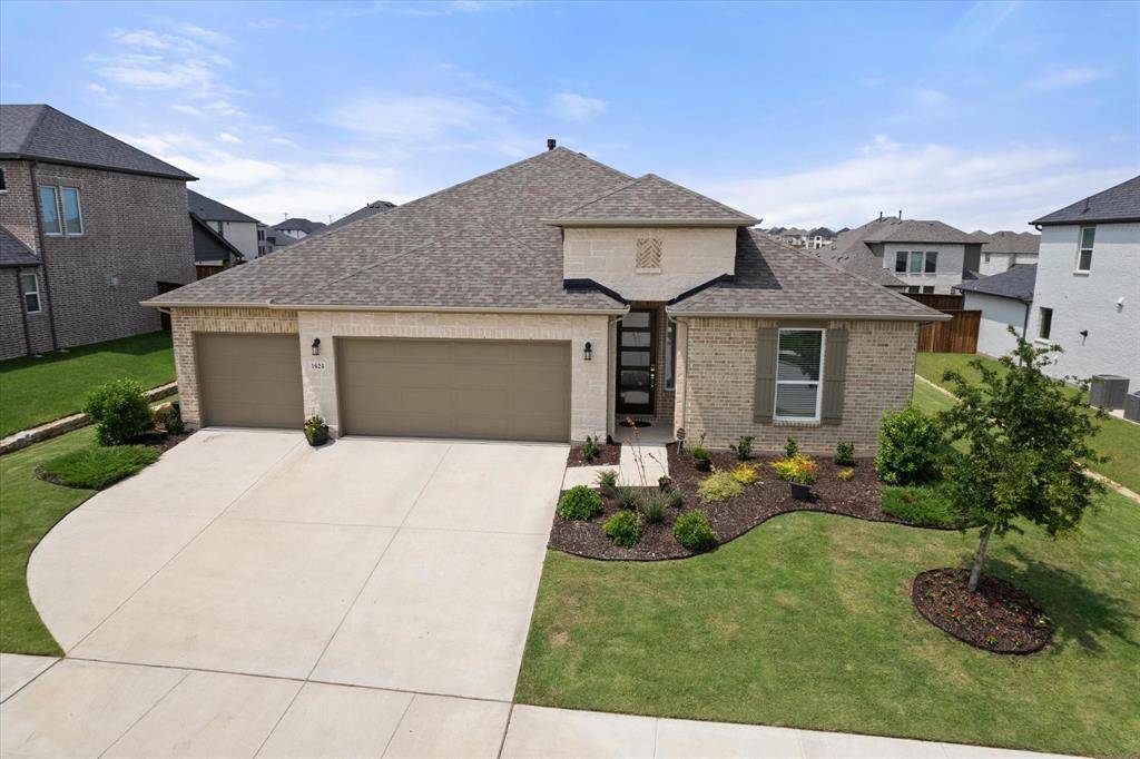 1624 Thunderbird Drive, Fort Worth, TX 76052