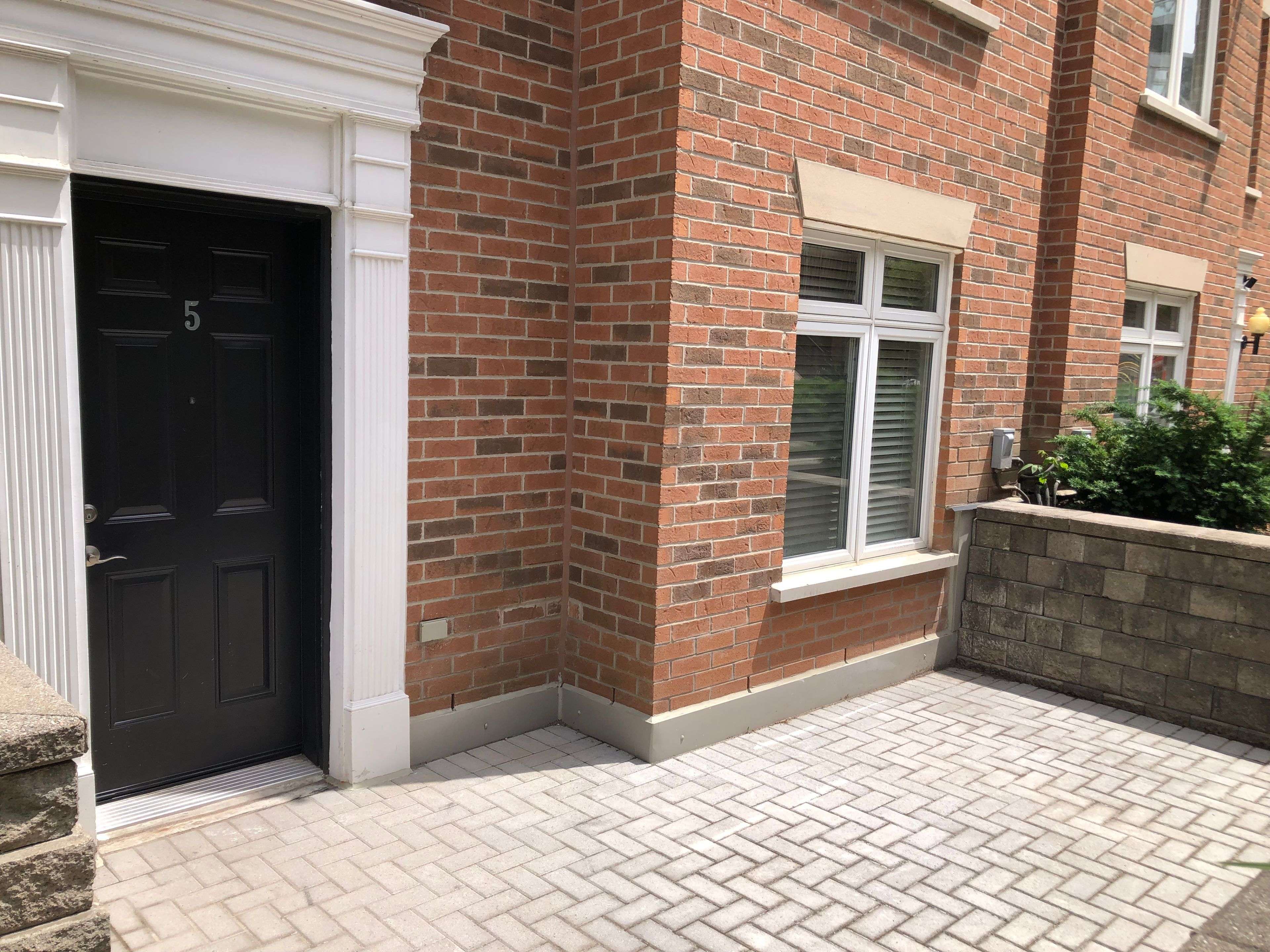Toronto C10, ON M4S 2H7,89 Lillian ST #5