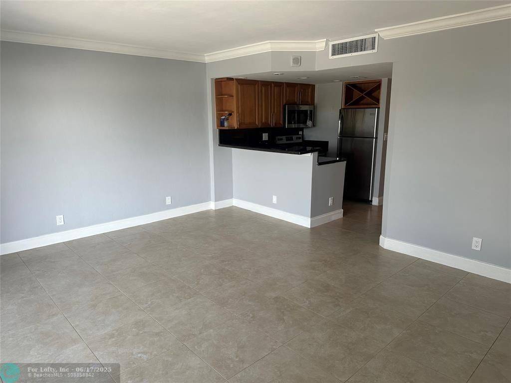 Fort Lauderdale, FL 33306,2900 NE 30th St #4D