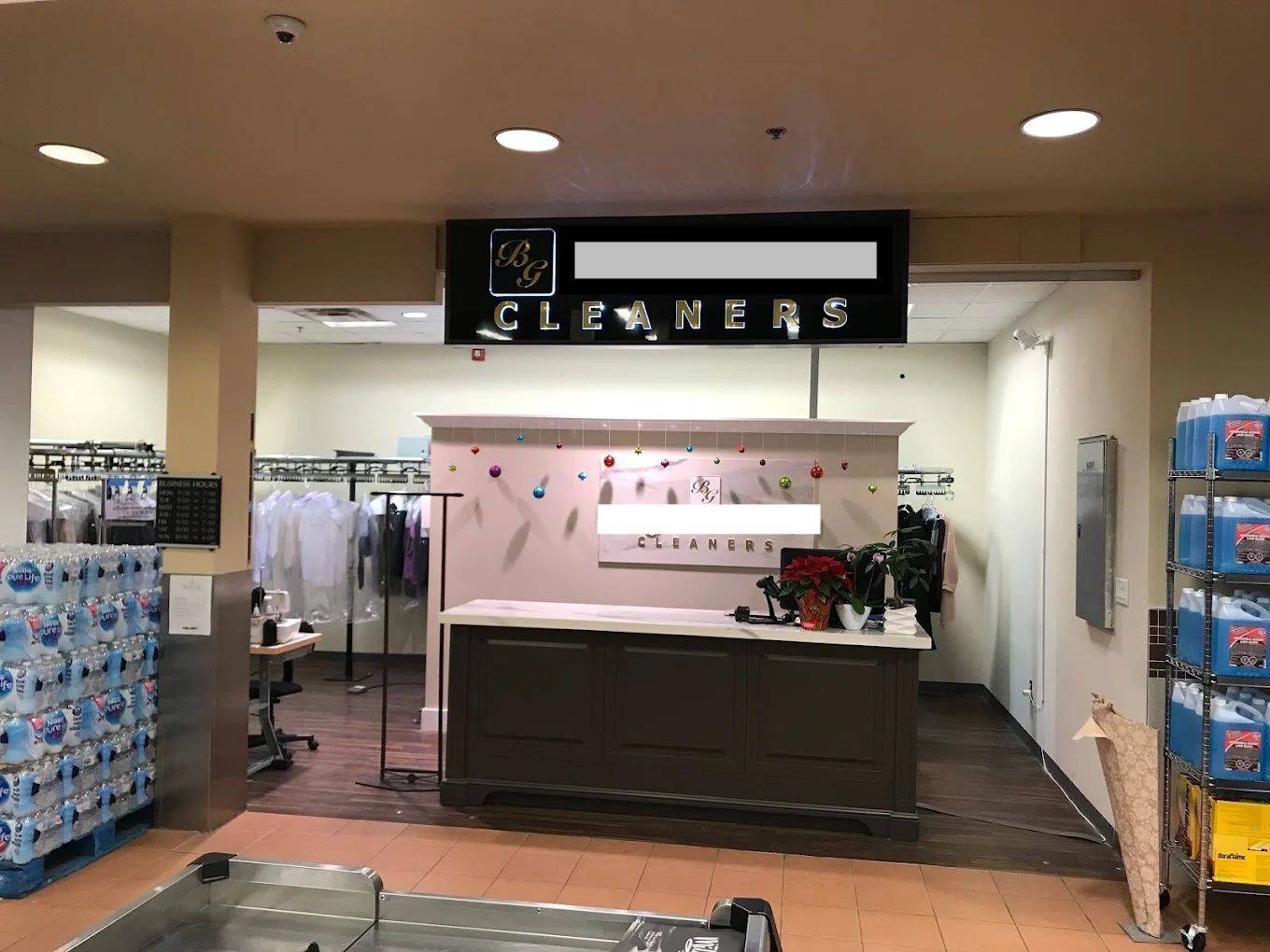9306 Bathurst ST, Vaughan, ON L6A 4N9