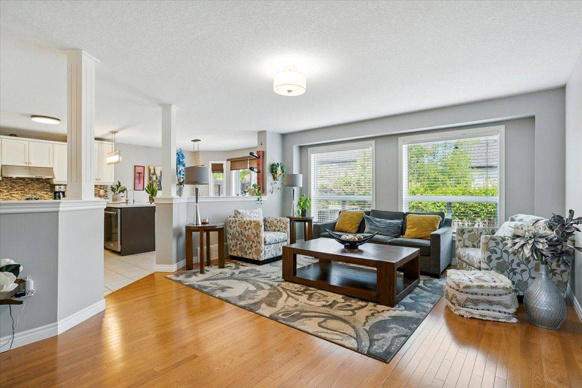 Orangeville, ON L9W 0A3,3 Maude CT