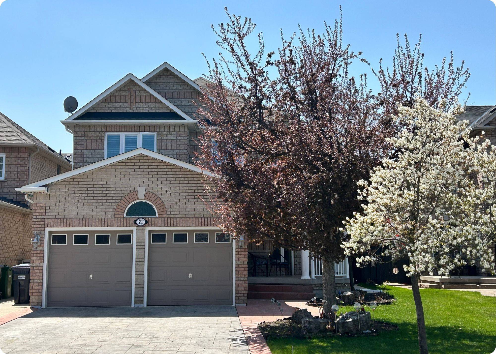 21 Trailview LN, Caledon, ON L7E 2V7