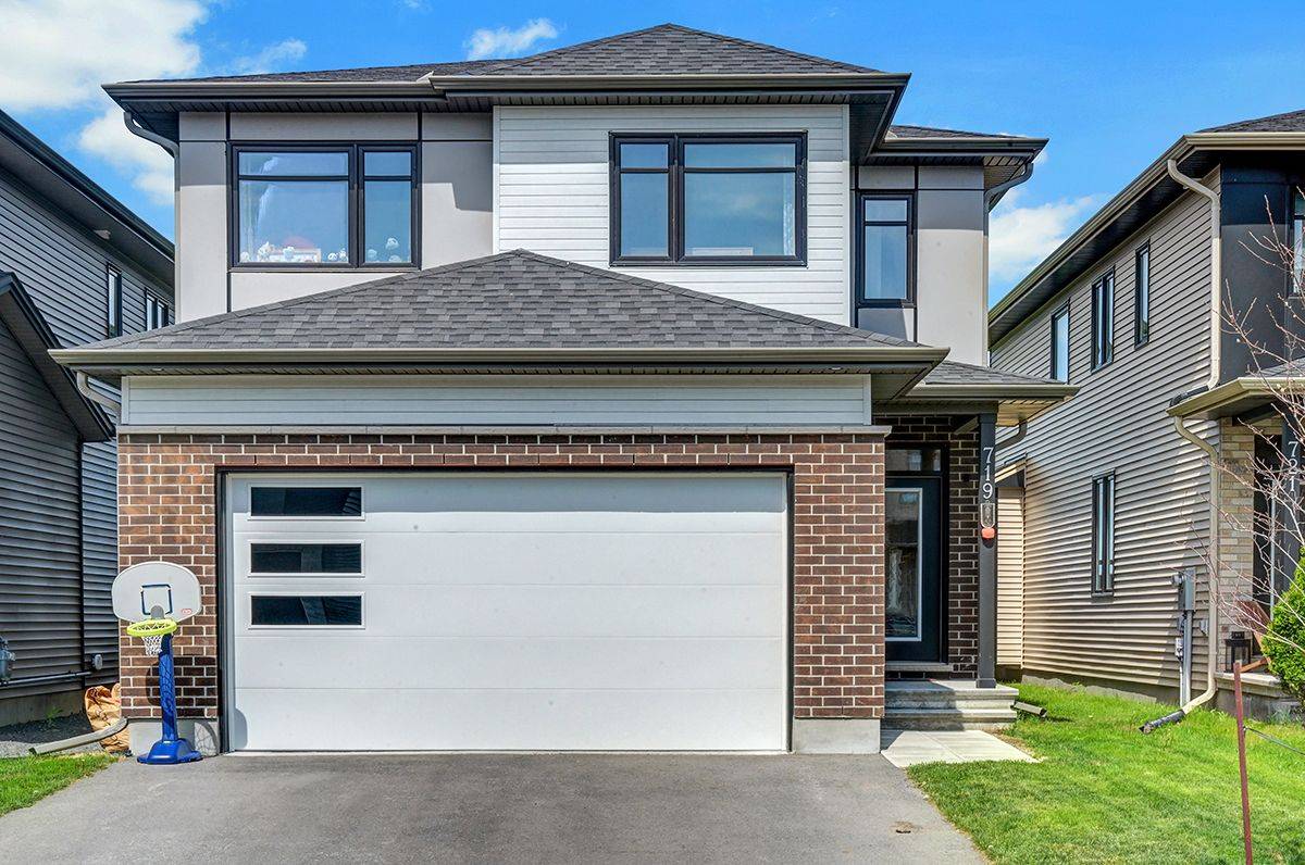 719 Painted Sky WAY, Stittsville - Munster - Richmond, ON K2S 2W7