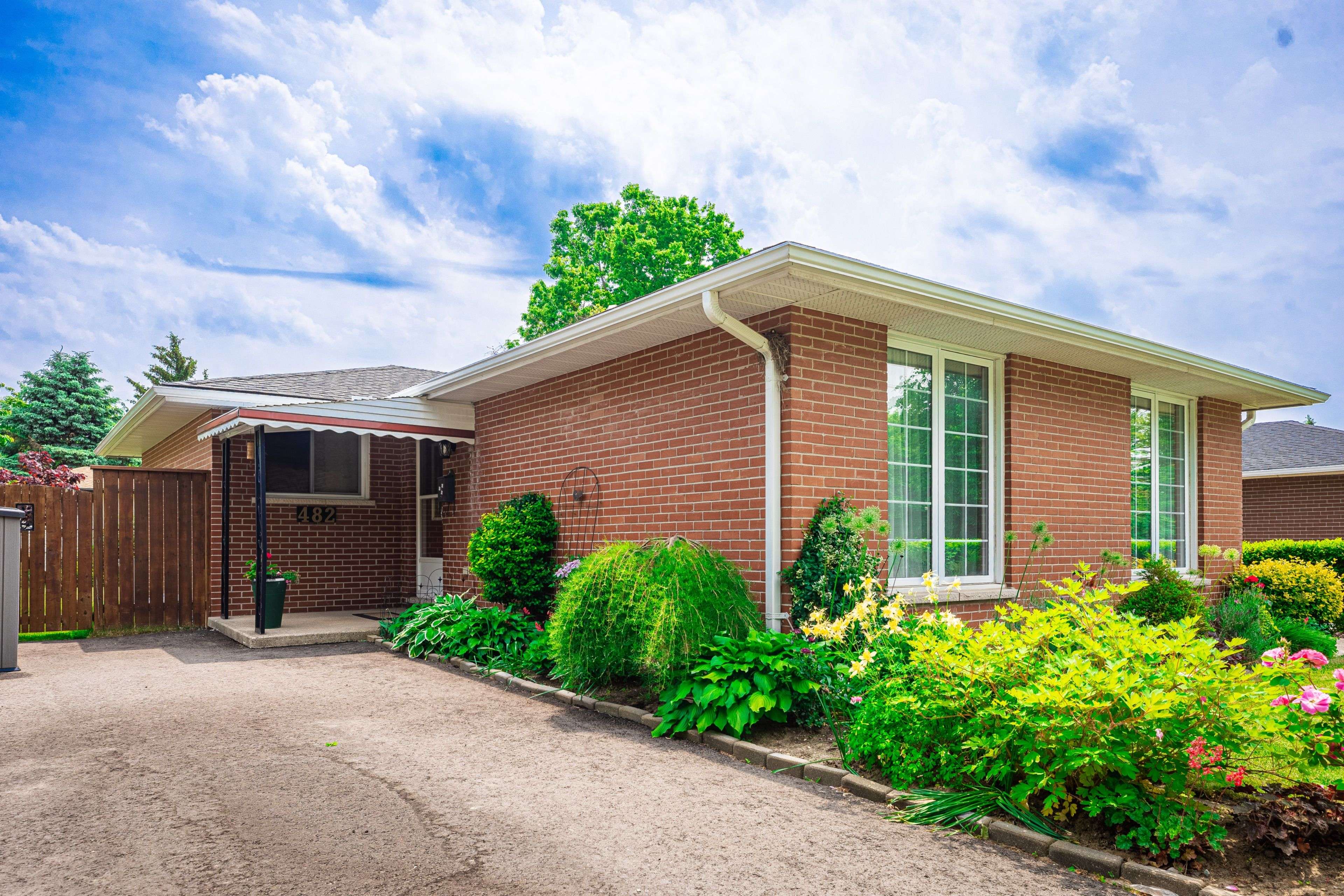 London North, ON N6G 1K8,482 Castlegrove BLVD