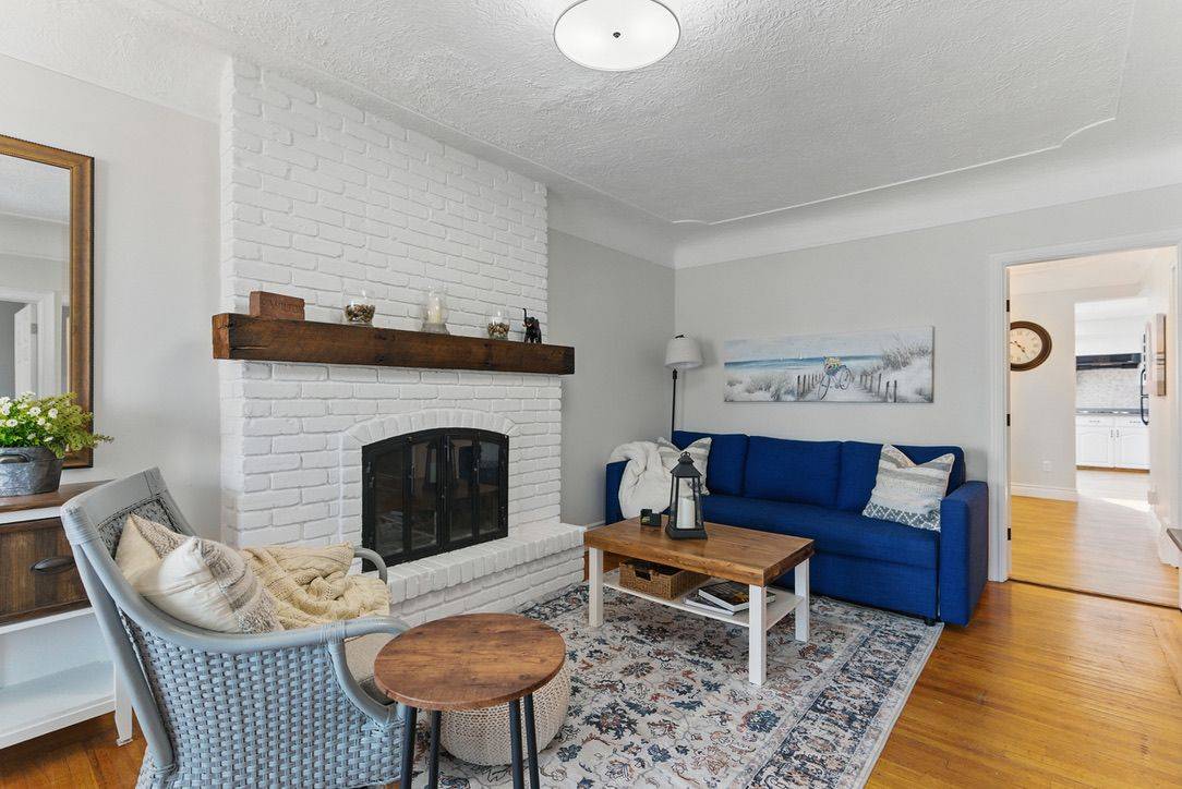 Hamilton, ON L8H 4L5,83 Houghton AVE N