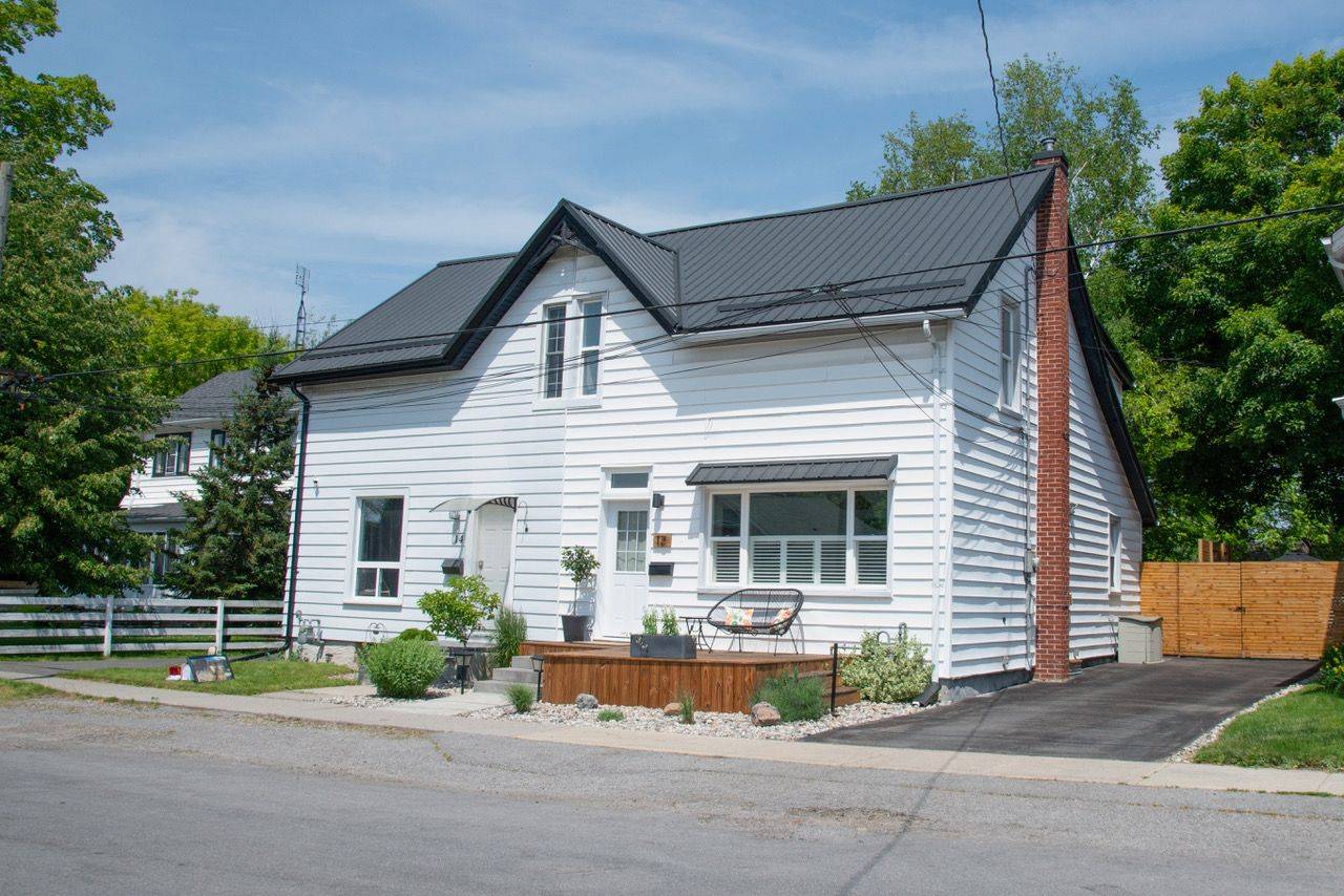 12 Spencer ST W, Cobourg, ON K9A 2G3