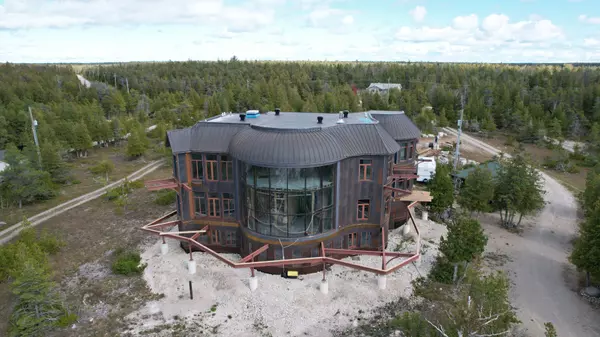 794 Dorcas Bay RD, Northern Bruce Peninsula, ON N0H 2R0