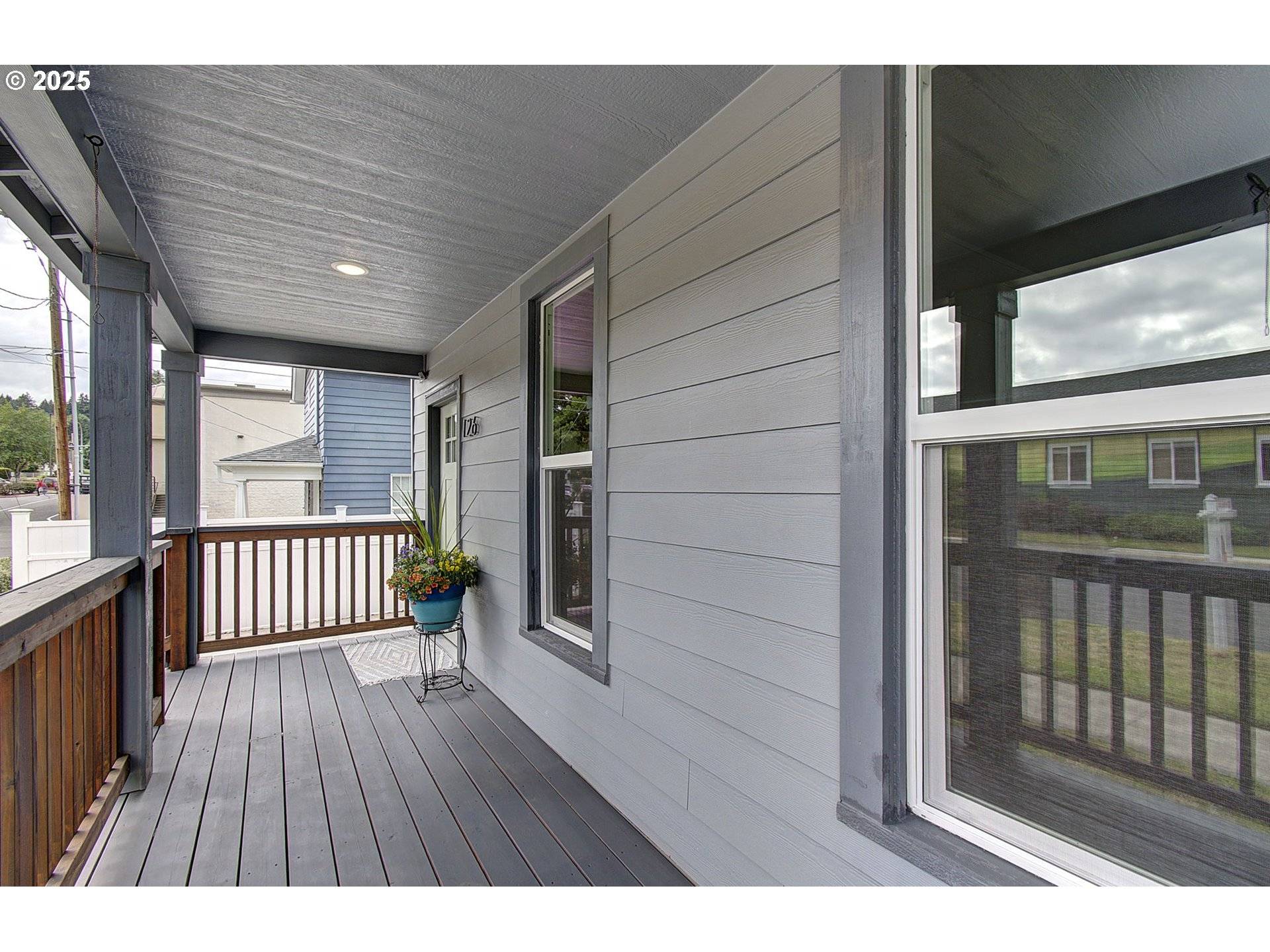 Camas, WA 98607,126 NE GARFIELD ST