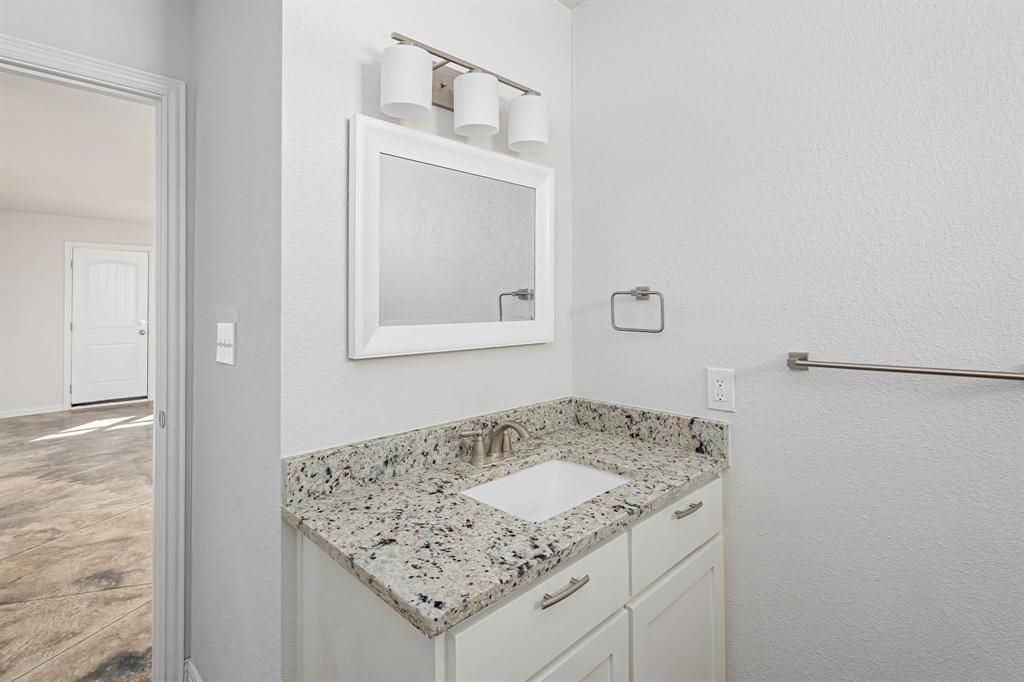 Denison, TX 75020,305 W Johnson Street