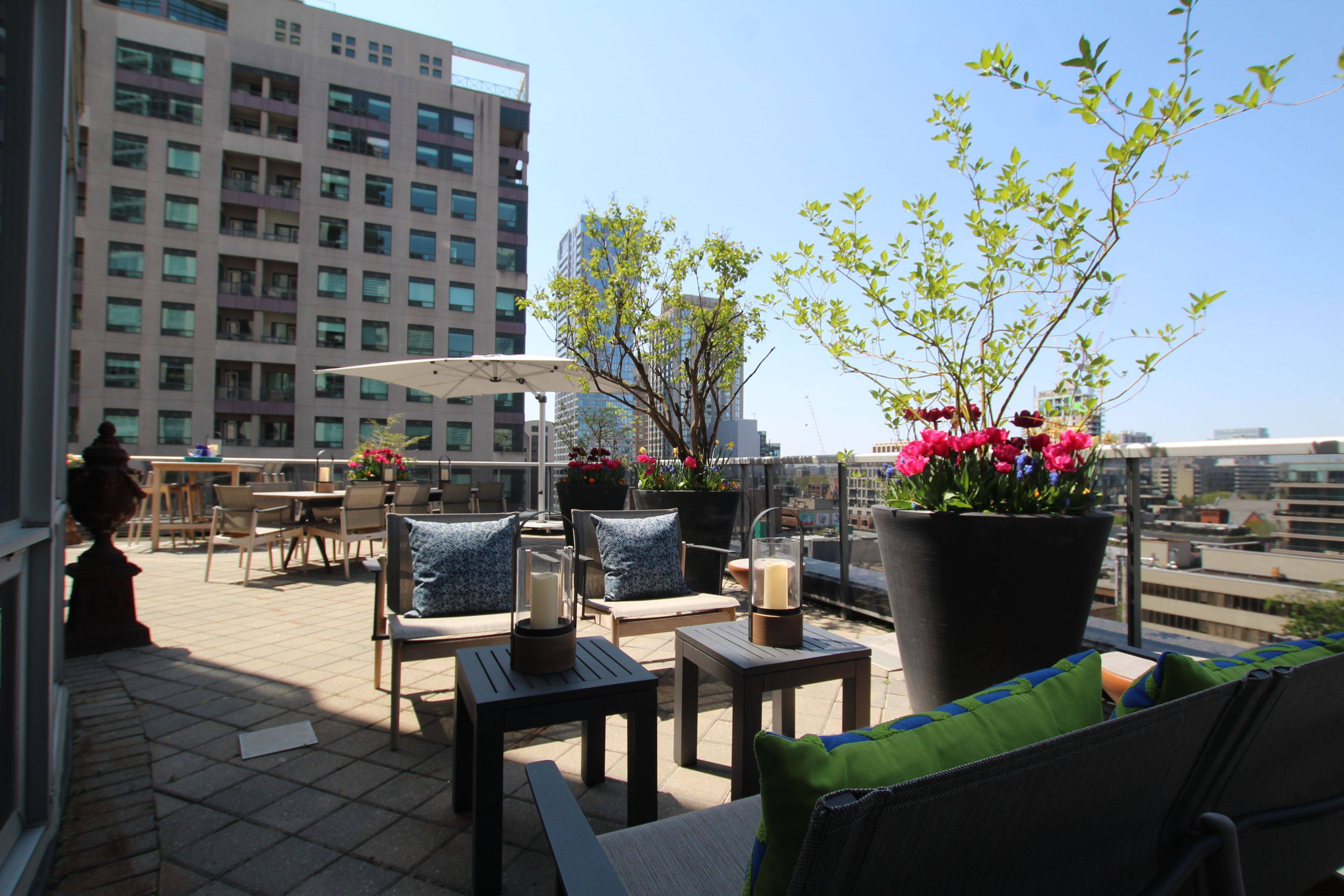 10 Bellair ST #705, Toronto C02, ON M5R 3T8