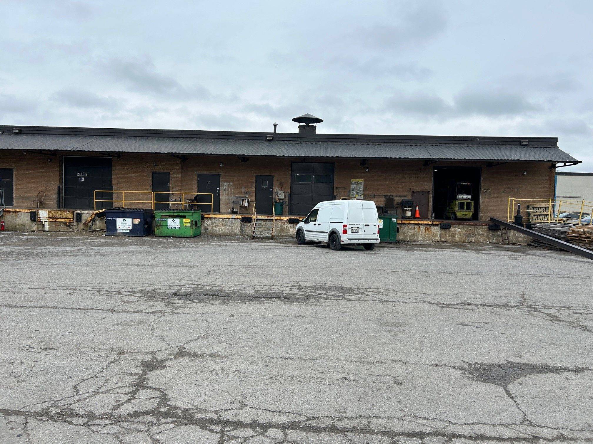 Toronto C13, ON M3A 1B2,73 Railside RD #9