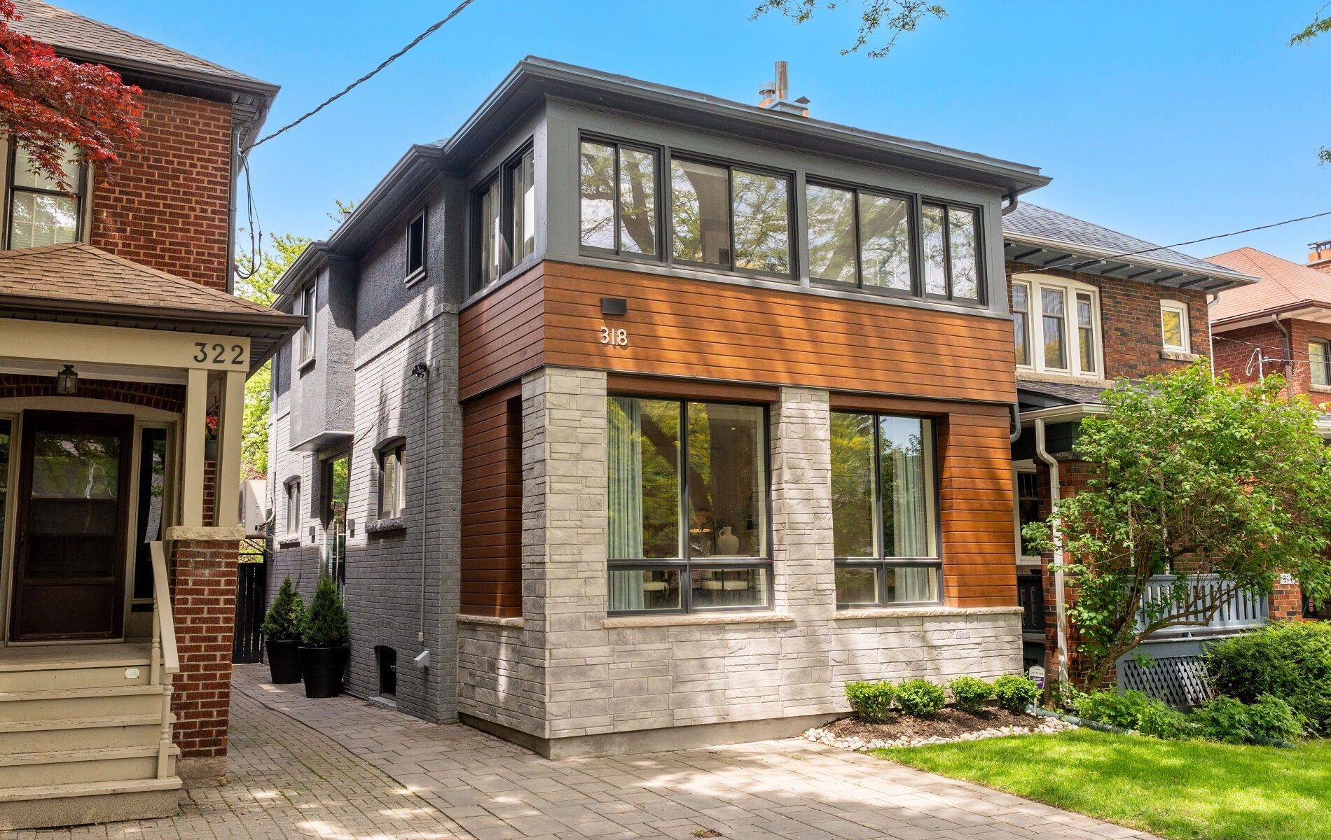 318 St Clements AVE, Toronto C03, ON M4R 1H5
