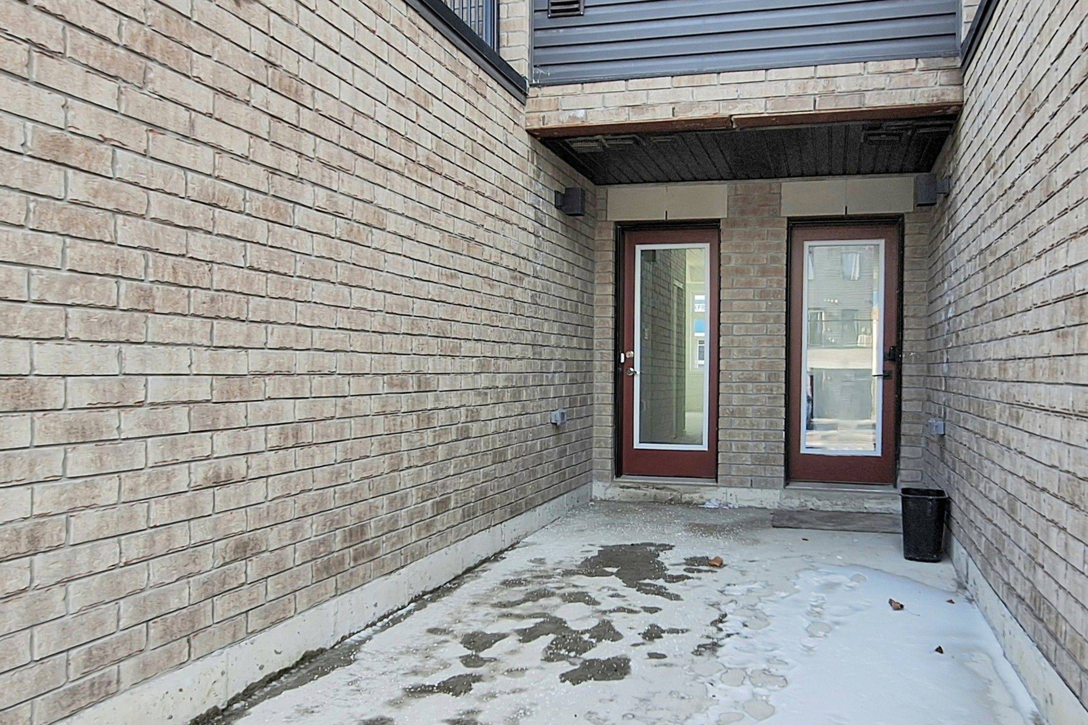 209 Monarch AVE, Ajax, ON L1S 7M3