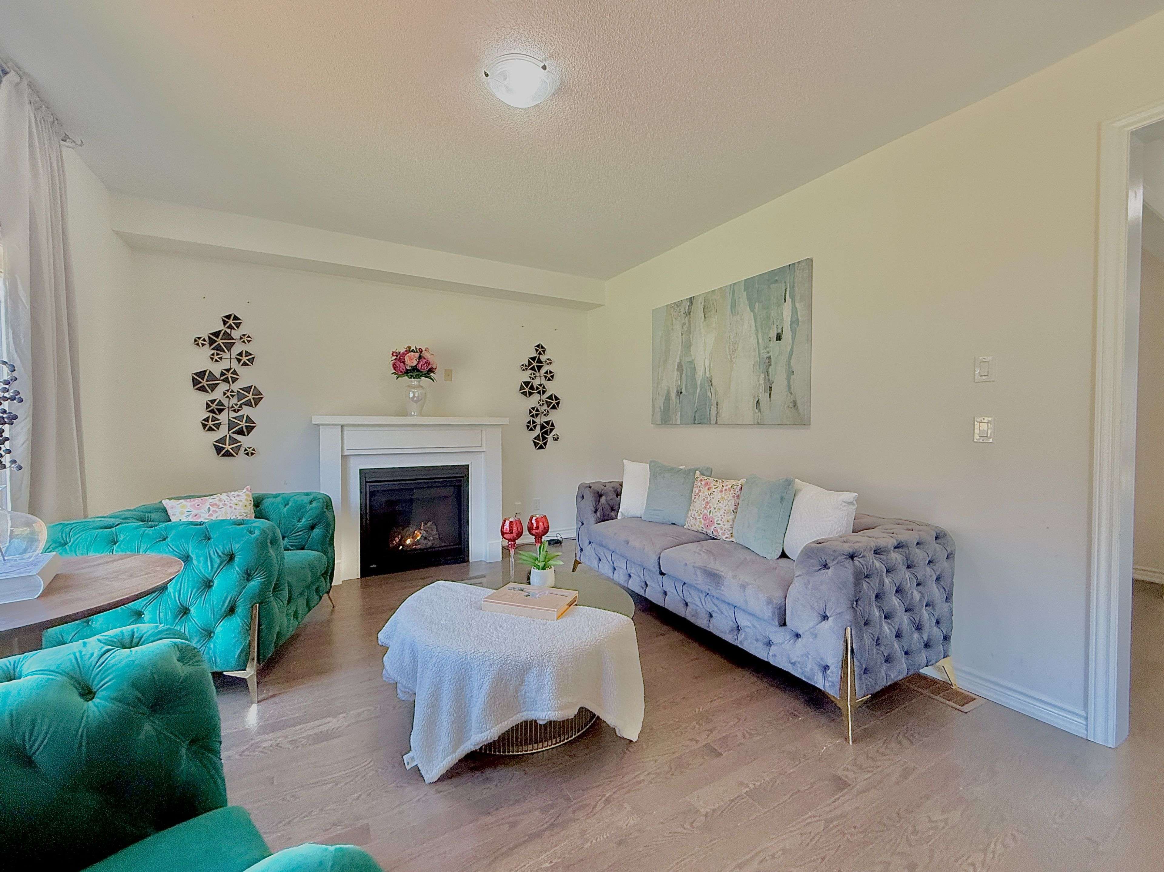 Georgina, ON L4P 1J5,8 Valleo ST