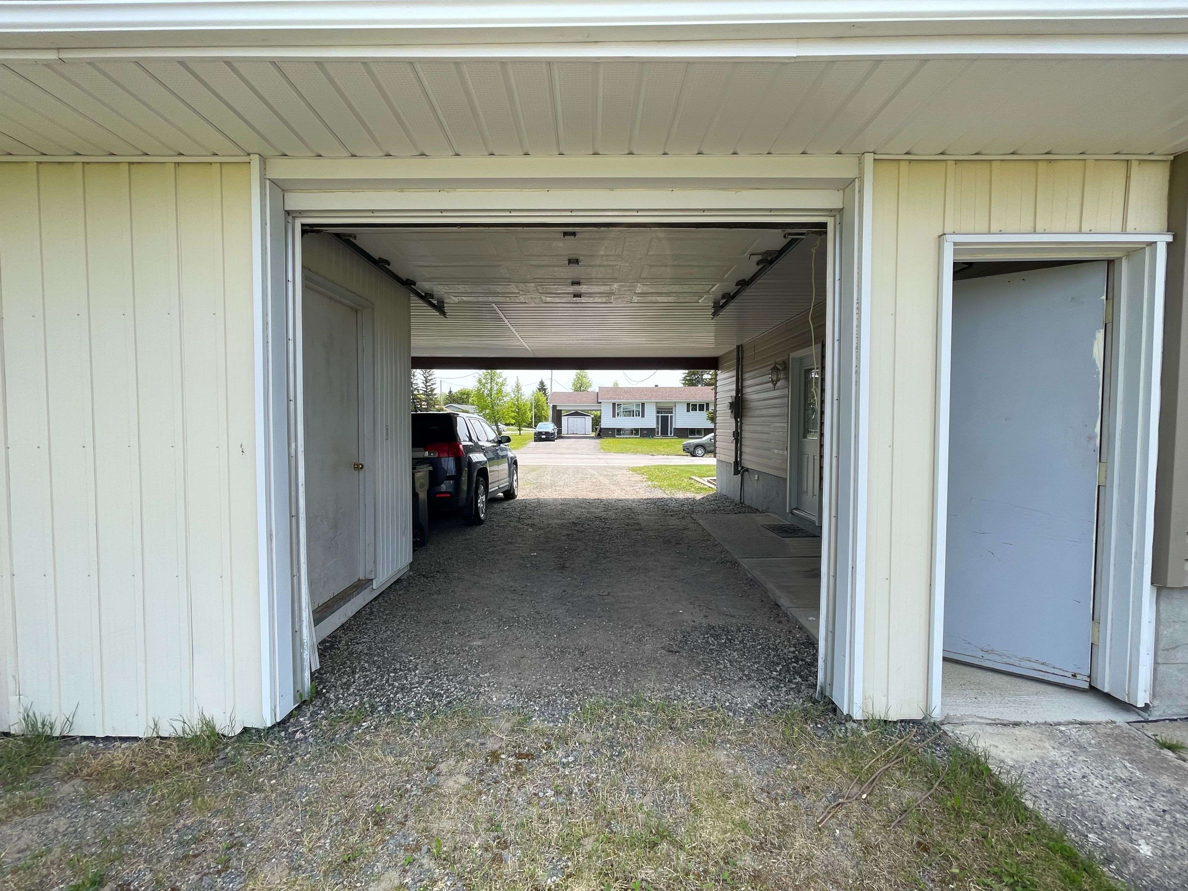 Temiskaming Shores, ON P0J 1P0,327 Crystal CRES