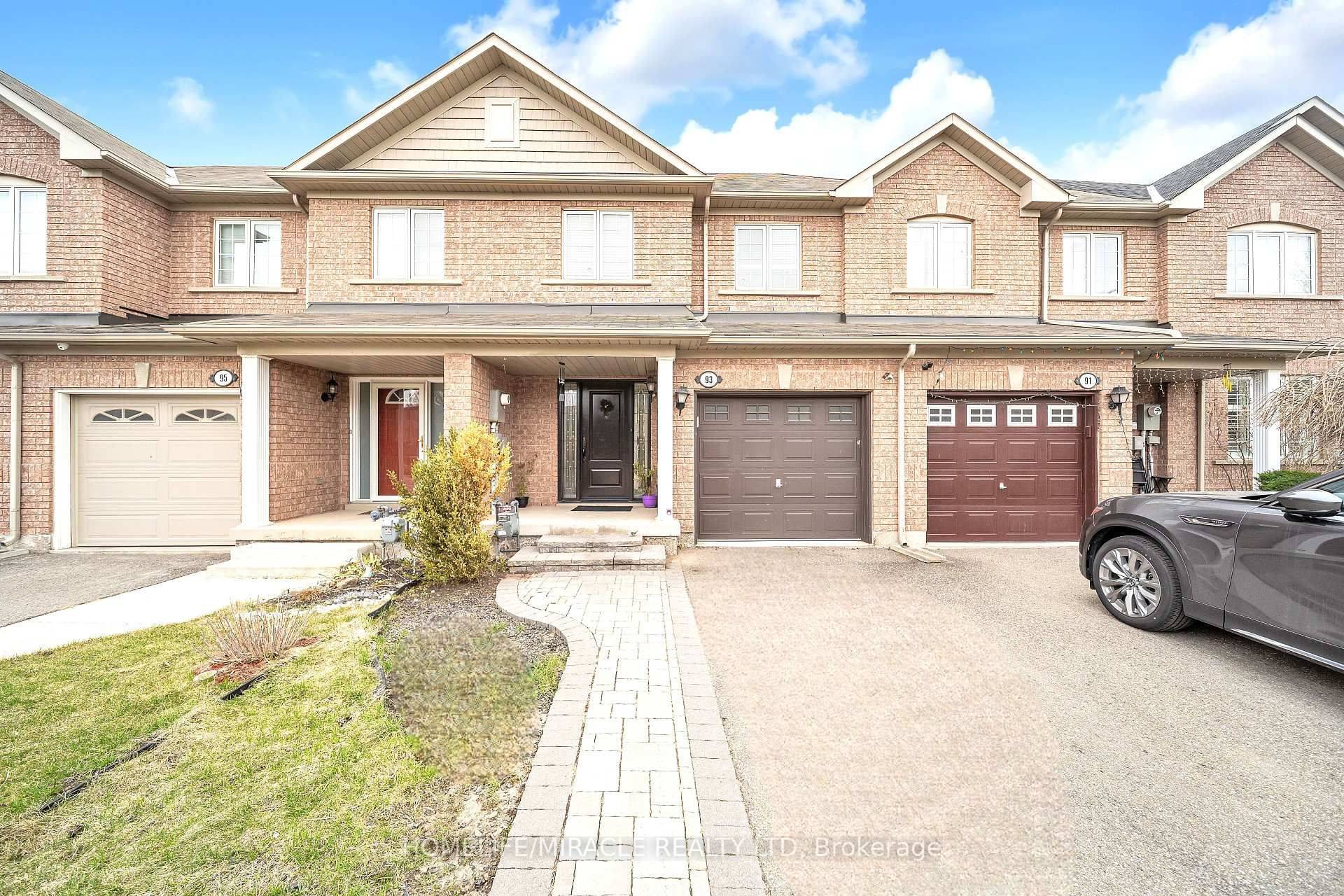 Brampton, ON L6X 0K7,93 Crystal Glen CRES