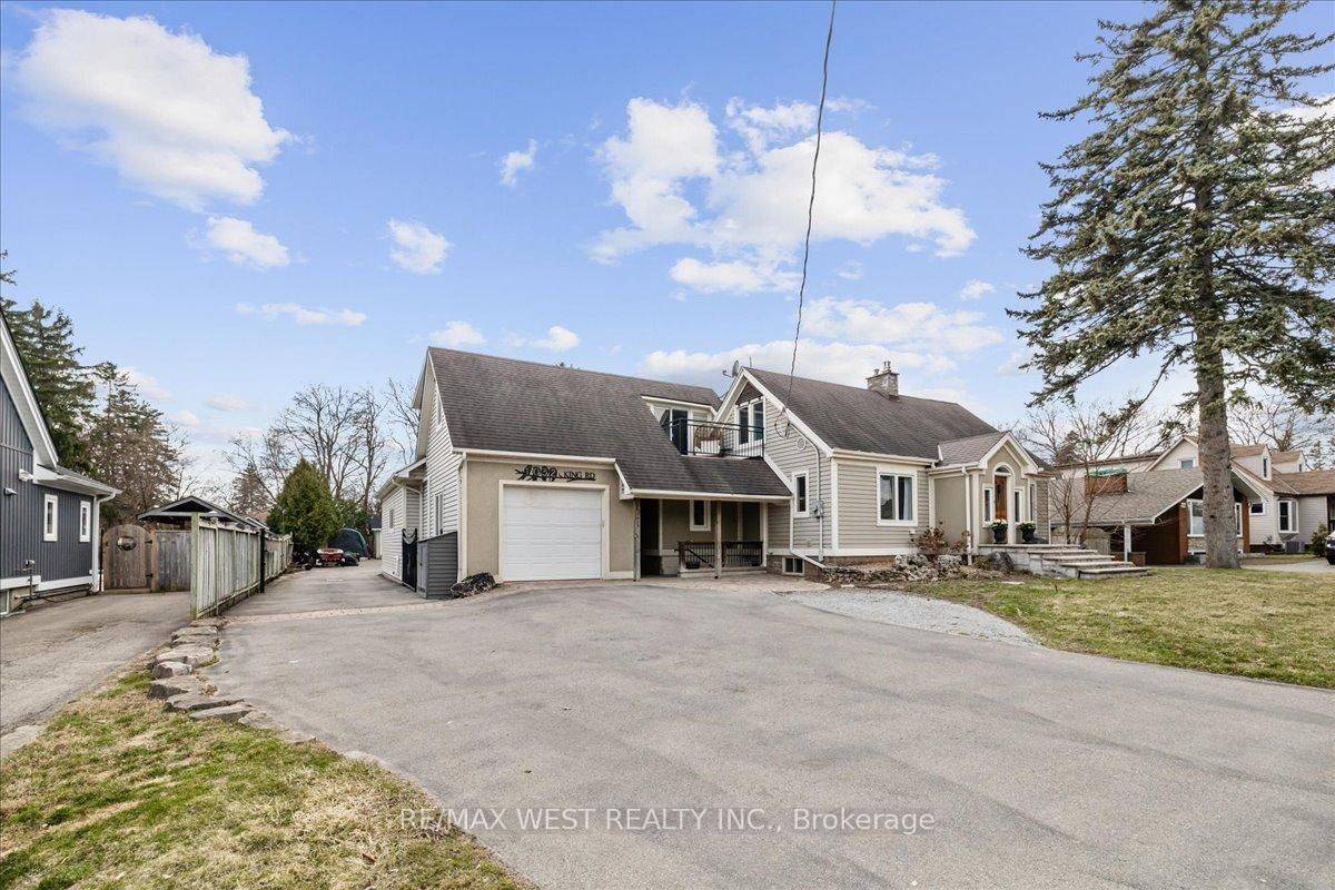 Burlington, ON L7T 3L4,1032 King RD