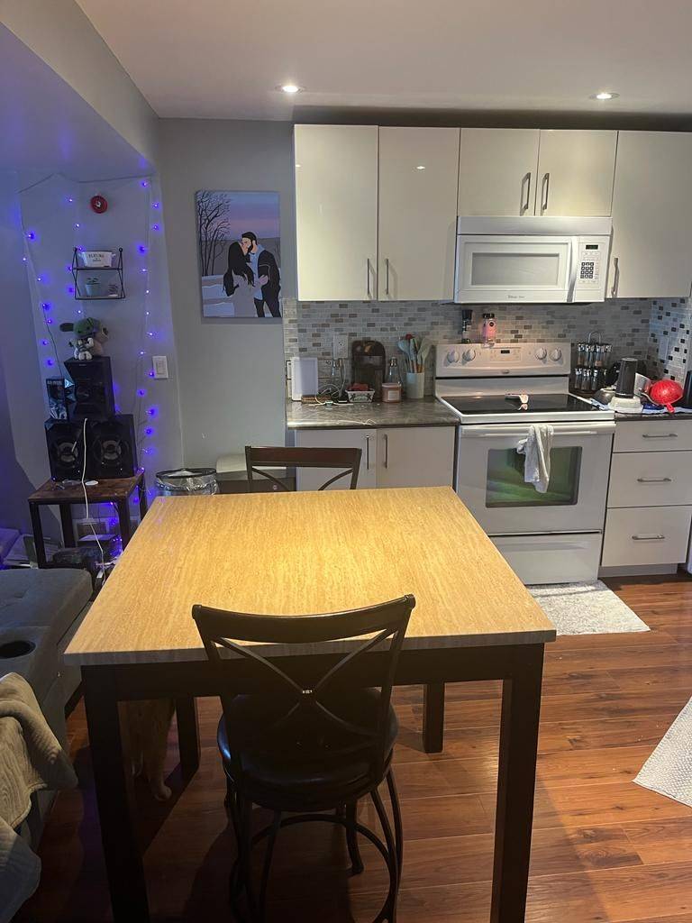 Guelph, ON N1E 7G2,127 Silurian (Basement) DR