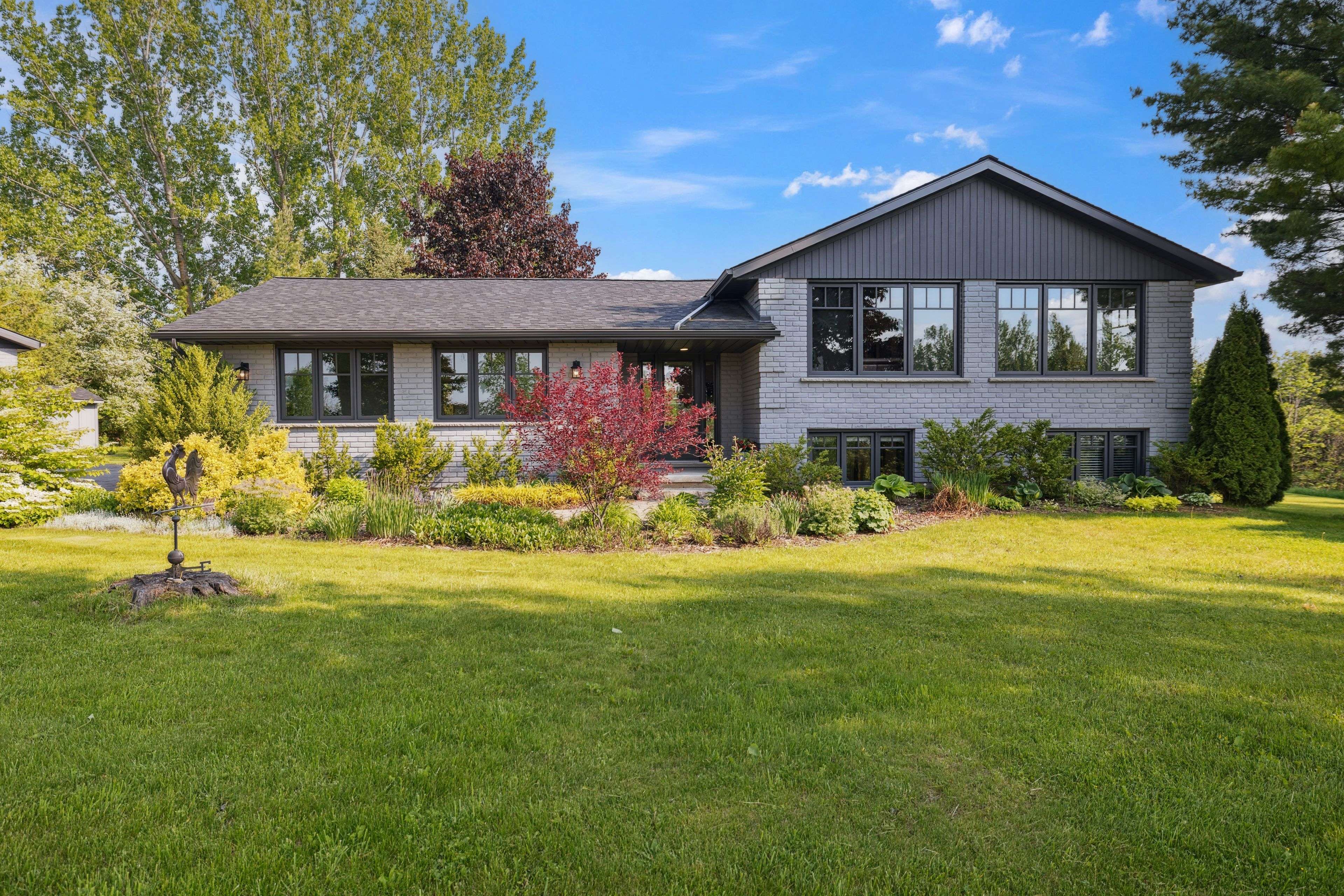 Blue Mountains, ON N0H 1J0,728414 21ST Side Road