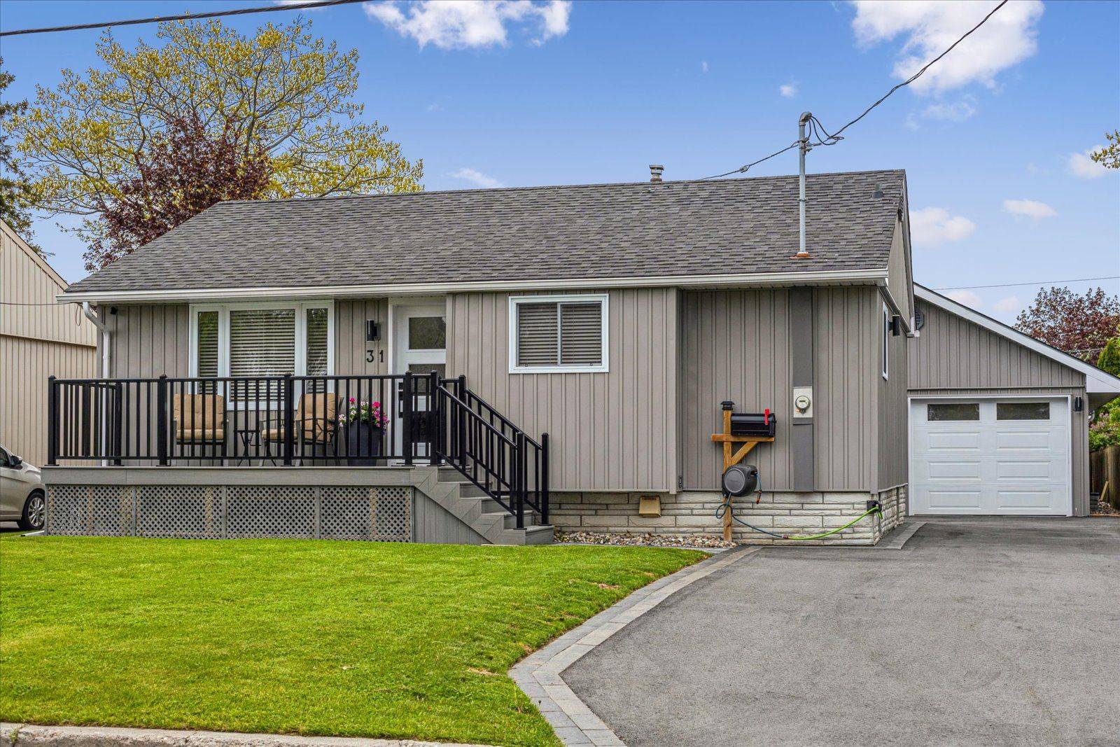 Quinte West, ON K8V 2R1,31 Elizabeth AVE