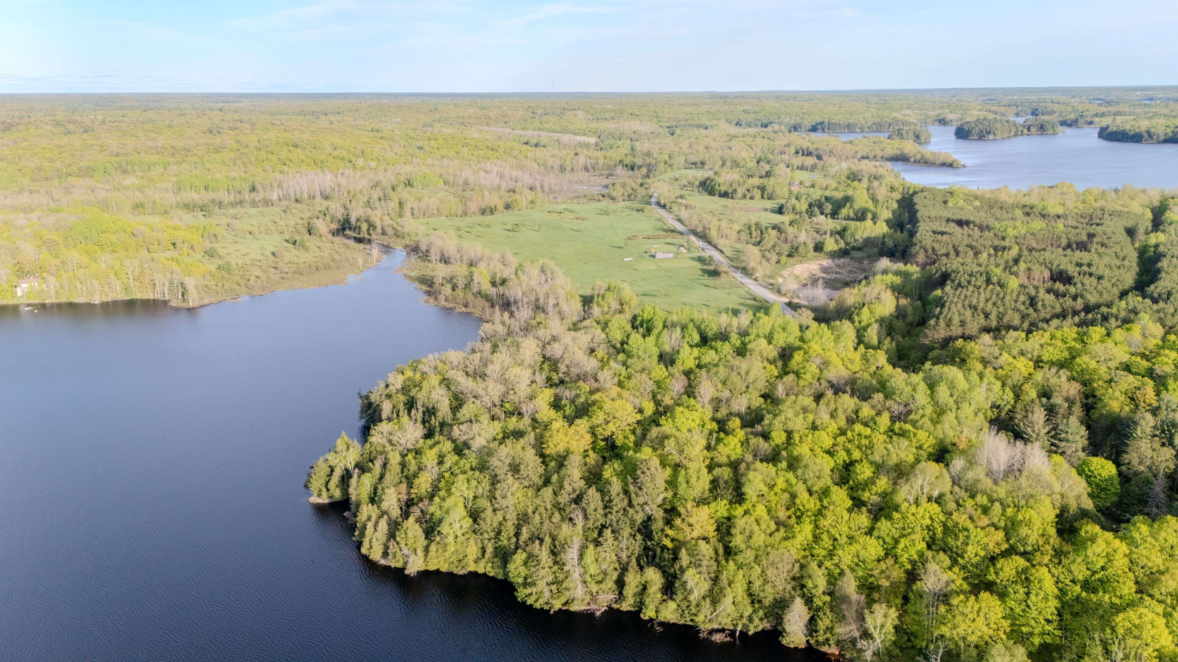 Seguin, ON P2A 2W9,82 Bradley RD