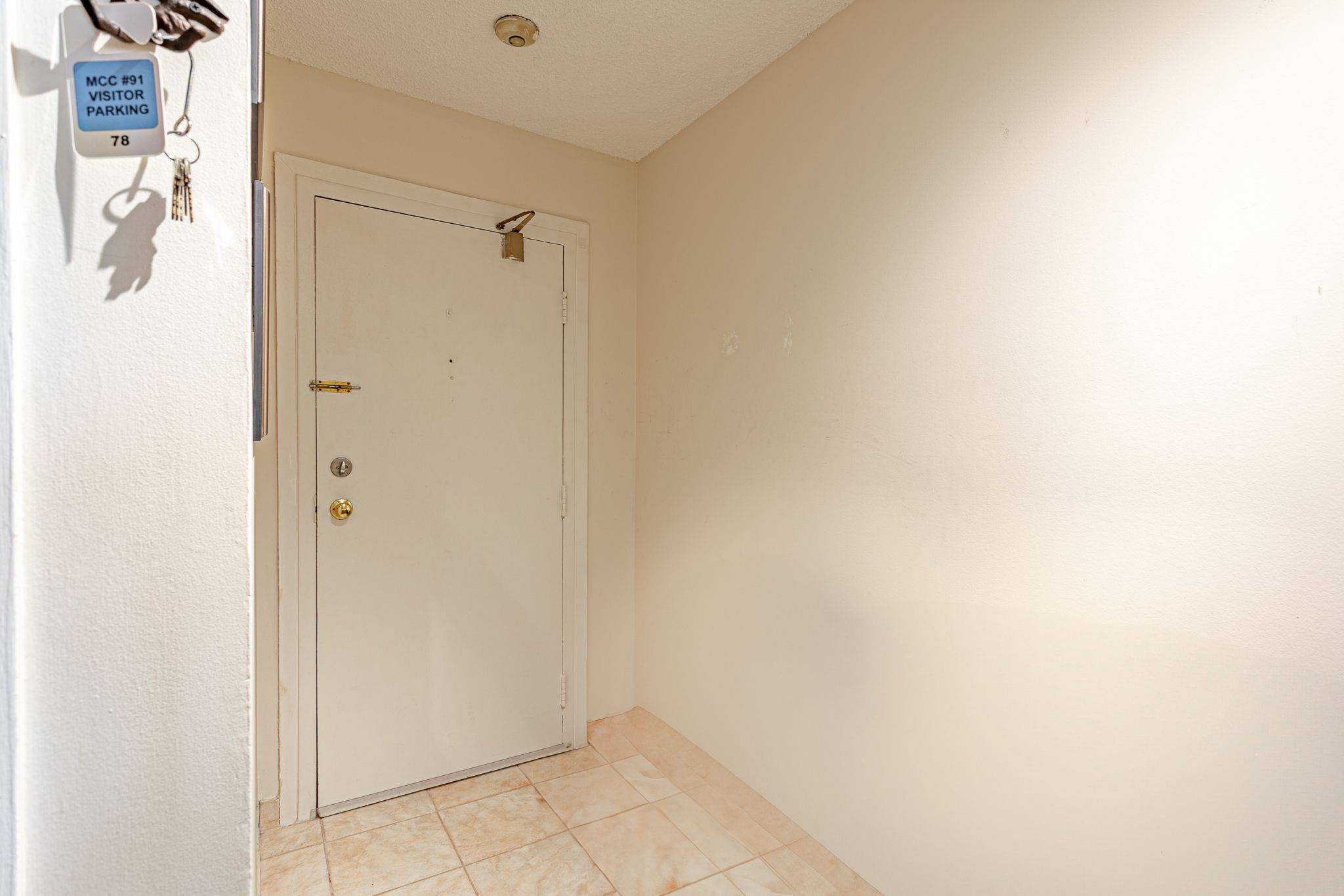 London South, ON N6E 3B8,1096 JALNA BLVD #78