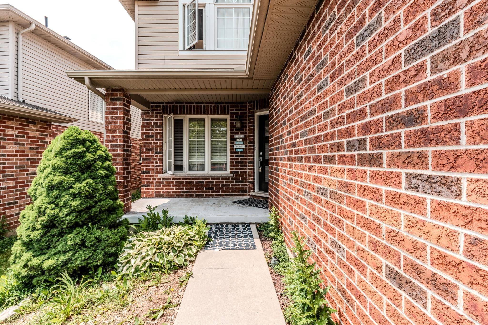 London North, ON N6H 5X6,893 Bitterbush CRES