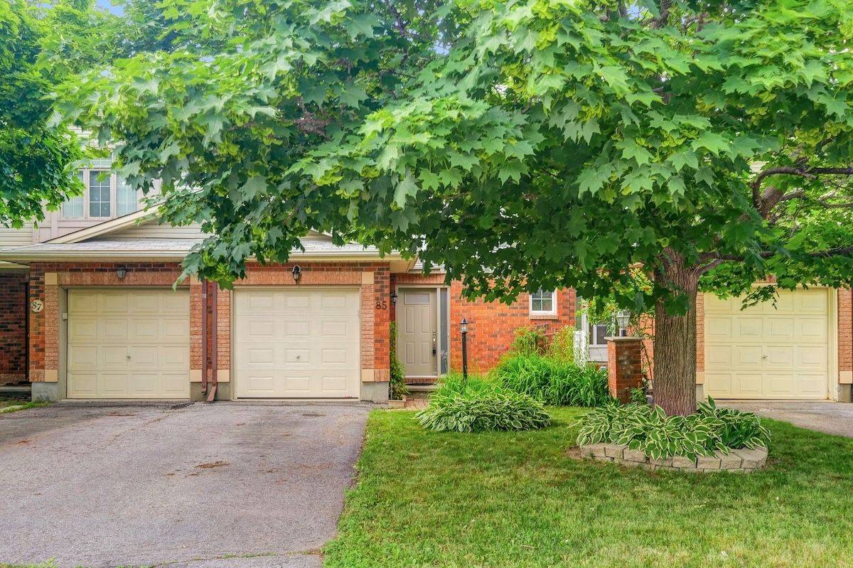 85 Queensbury DR, Barrhaven, ON K2J 4P3