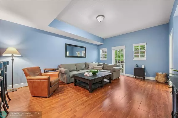 Pompano Beach, FL 33060,614 SW 2nd Ter