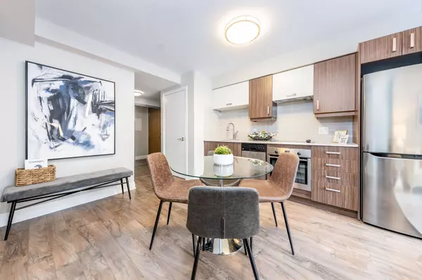 Markham, ON L3R 5M5,18 Uptown DR #631
