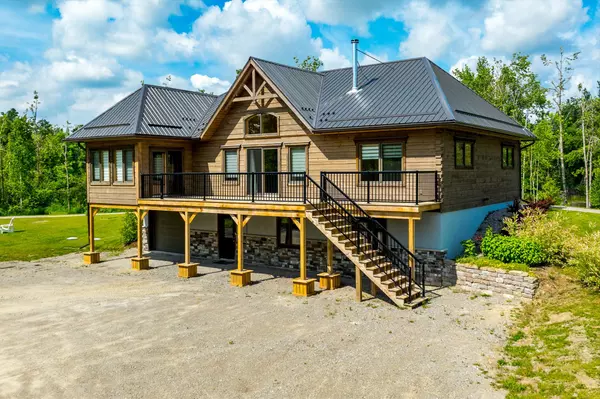 Kawartha Lakes, ON K0L 2X0,563 Heights RD