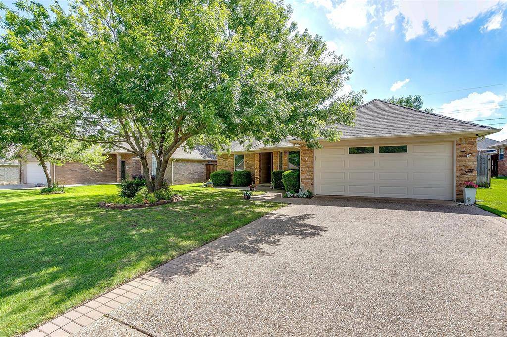 Cleburne, TX 76033,1406 Hyde Park Boulevard