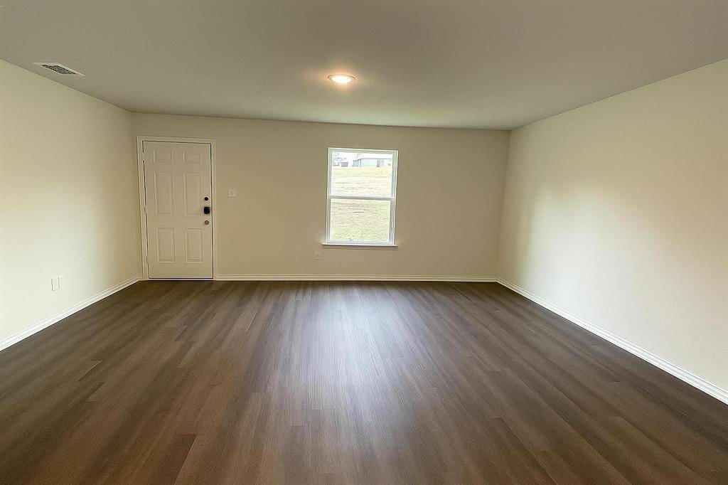 Denison, TX 75020,414 E Munson Street