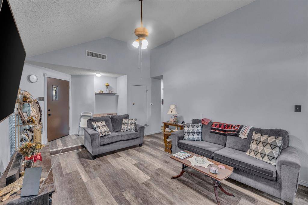 Mesquite, TX 75149,613 Purple Sage Trail
