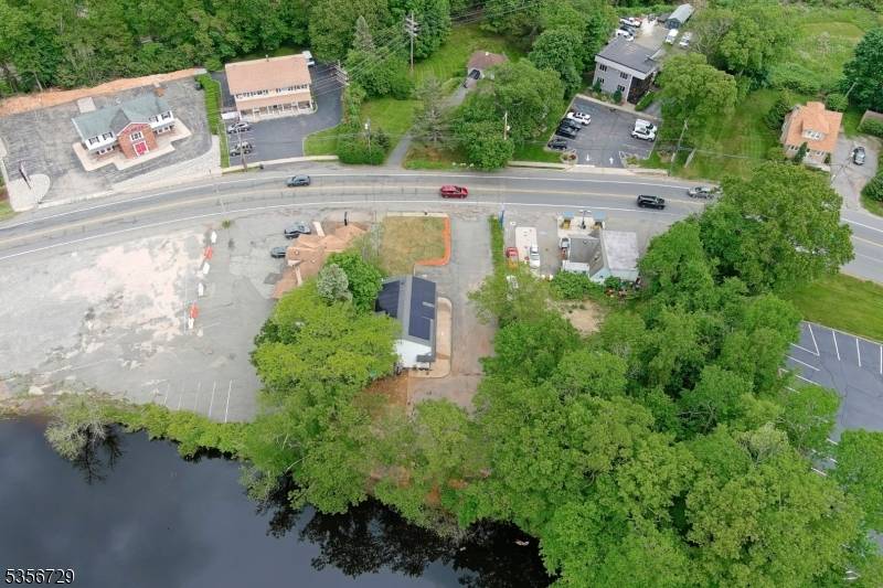 Roxbury Twp., NJ 07850,134 Ledge-Landing Rd