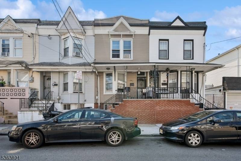 Newark City, NJ 07103,36 1/2 Hecker St