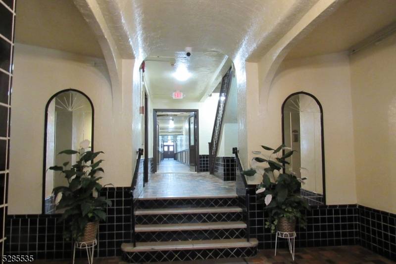 153 Franklin St, Bloomfield Twp., NJ 07003