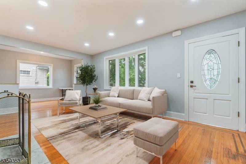 Teaneck Twp., NJ 07666,1153 Margaret St