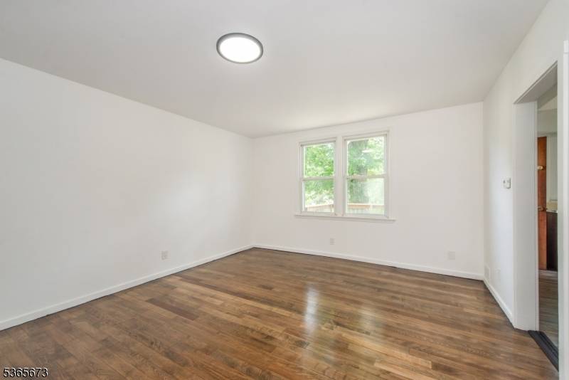 Clifton City, NJ 07013,14 Van Wagoner Ave