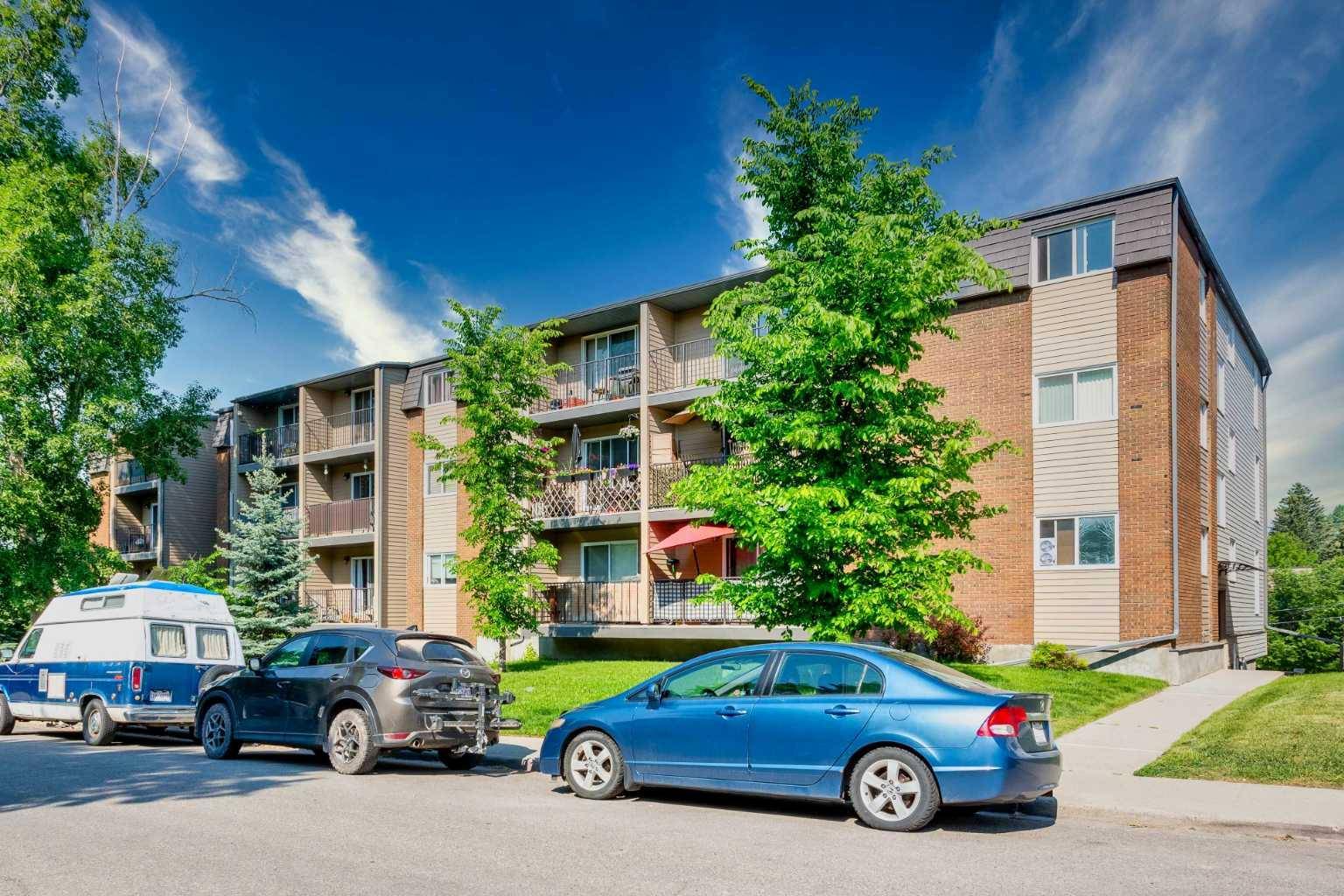 Calgary, AB T2T 4M8,2508 17 ST Southwest #304