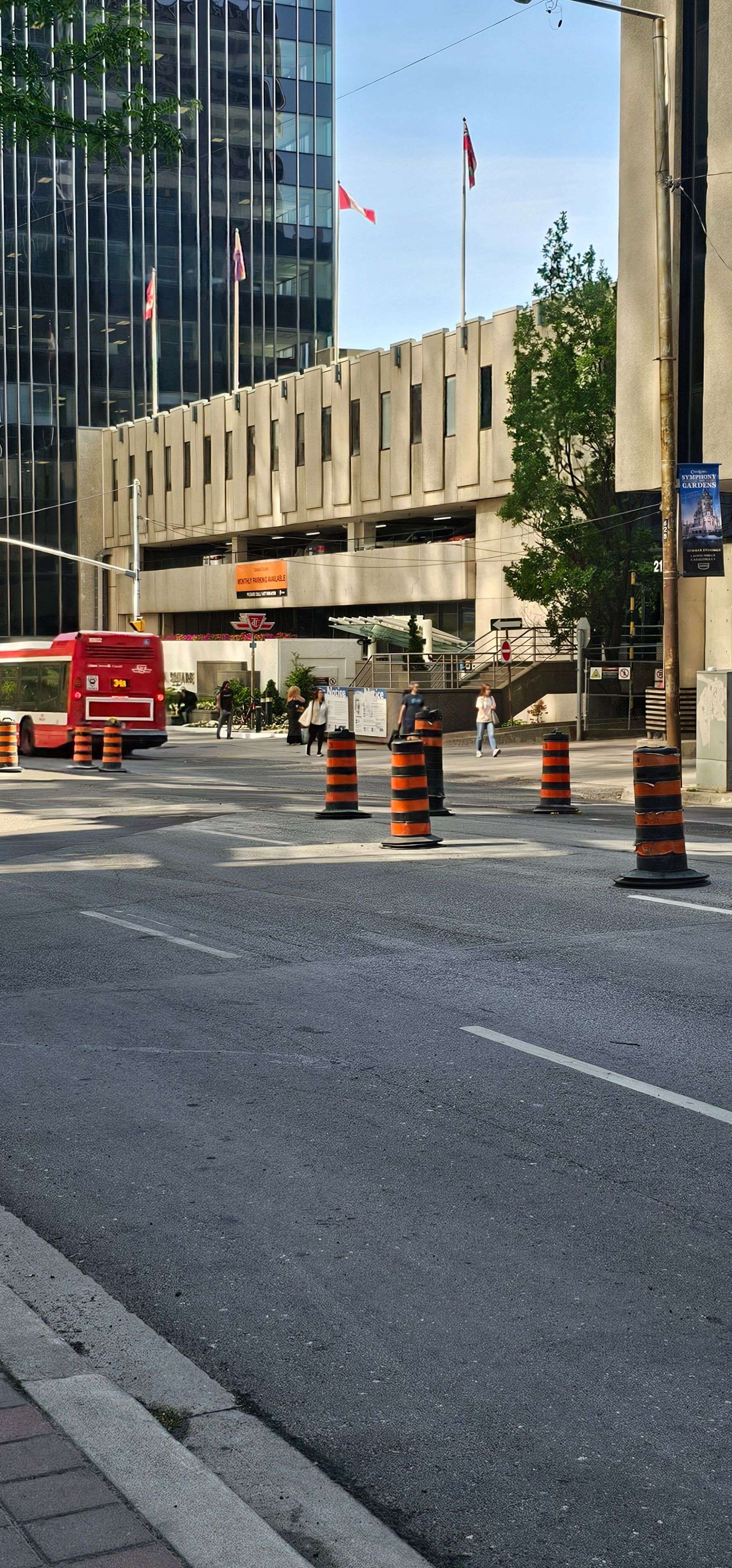 Toronto C10, ON M4S 0B8,2221 Yonge ST E #4506