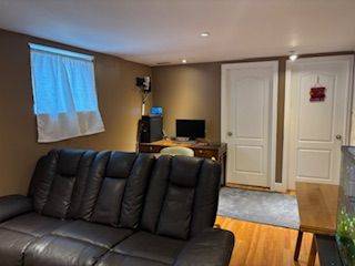 Pickering, ON L1W 2V7,878 West Shore BLVD #Basement