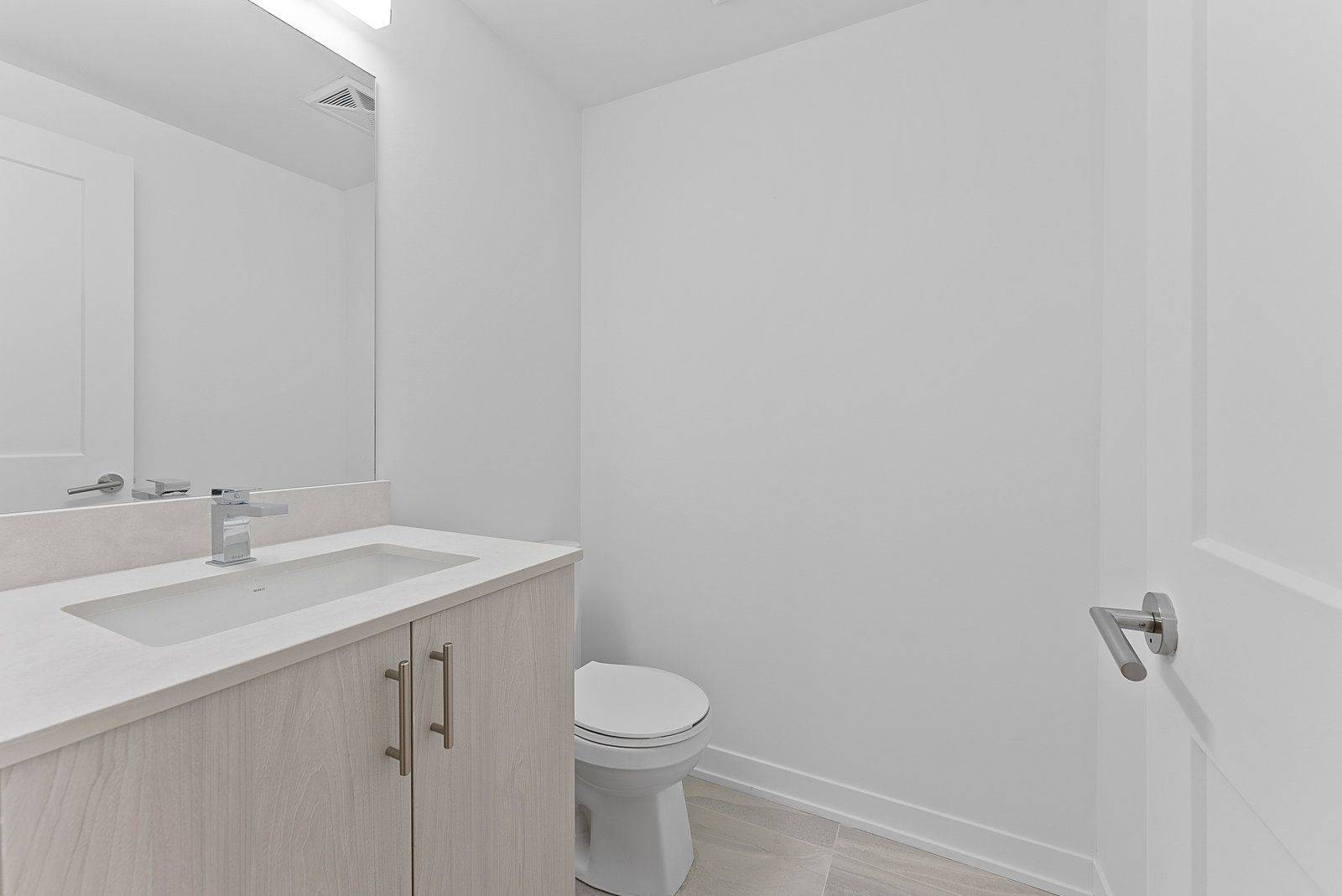Toronto E01, ON M4M 2P5,485 Logan AVE S #310